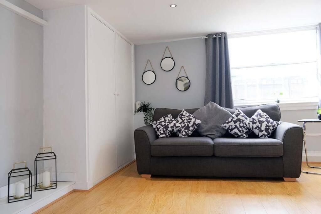 Seymour Townhouse By Serviced Living Liverpool Extérieur photo